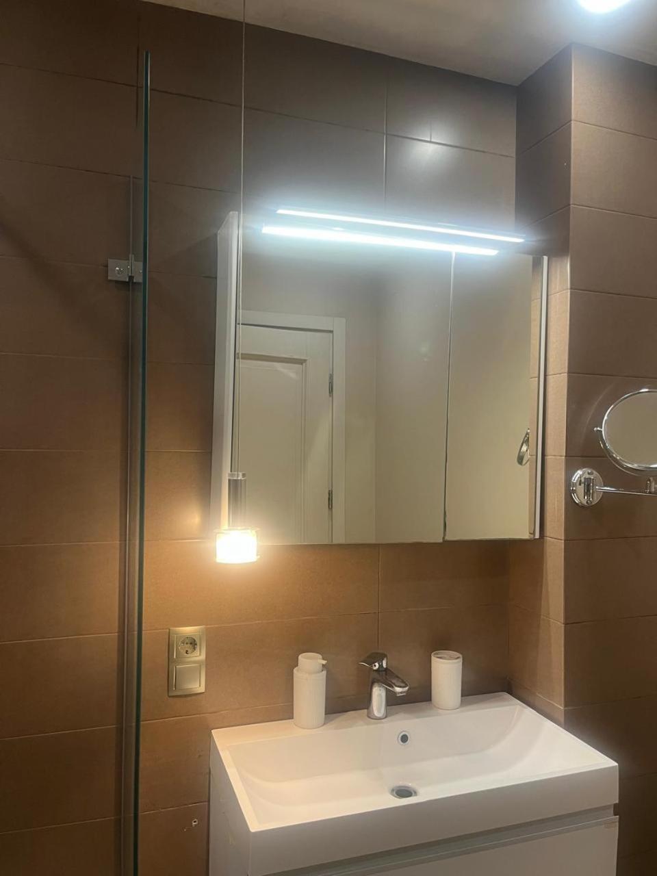 Ferienwohnung Panorama Khiliani Tbilisi Exterior foto