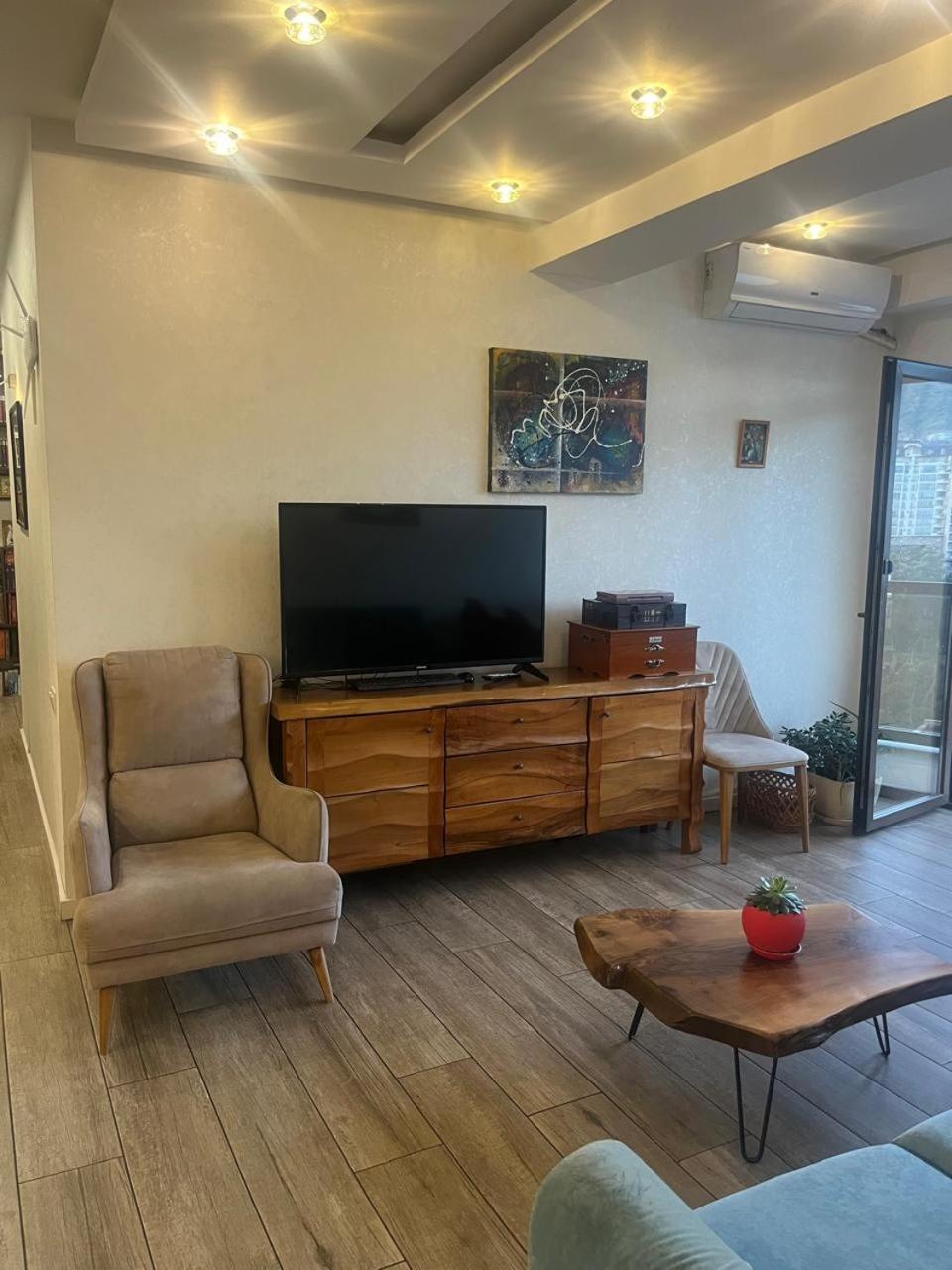 Ferienwohnung Panorama Khiliani Tbilisi Exterior foto