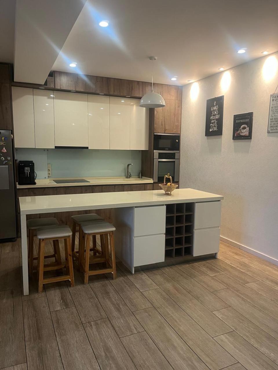 Ferienwohnung Panorama Khiliani Tbilisi Exterior foto